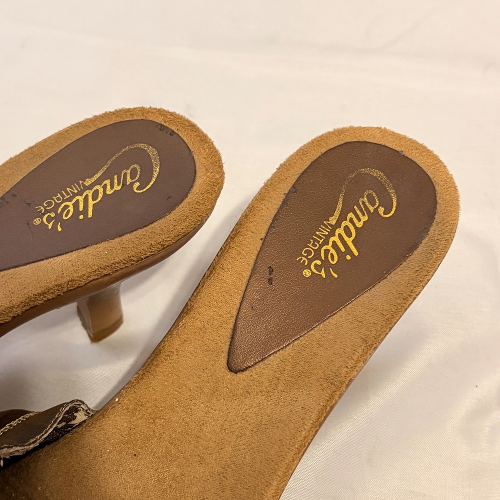 Vintage Candies Brown Embroidered Kitten Heels with beaded detailing on the toe - Picture 4 of 10